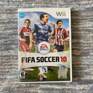 Wii FIFA Soccer 10 game, like new, no scratches on cd